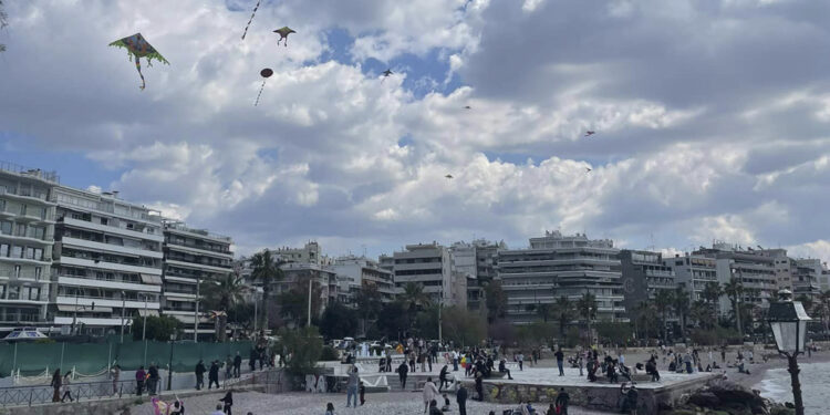 Κούλουμα Στο Πάρκο Φλοίσβου Γεμάτα Παράδοση & Μουσική